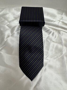 NIB Moda Di Raza Mens Necktie